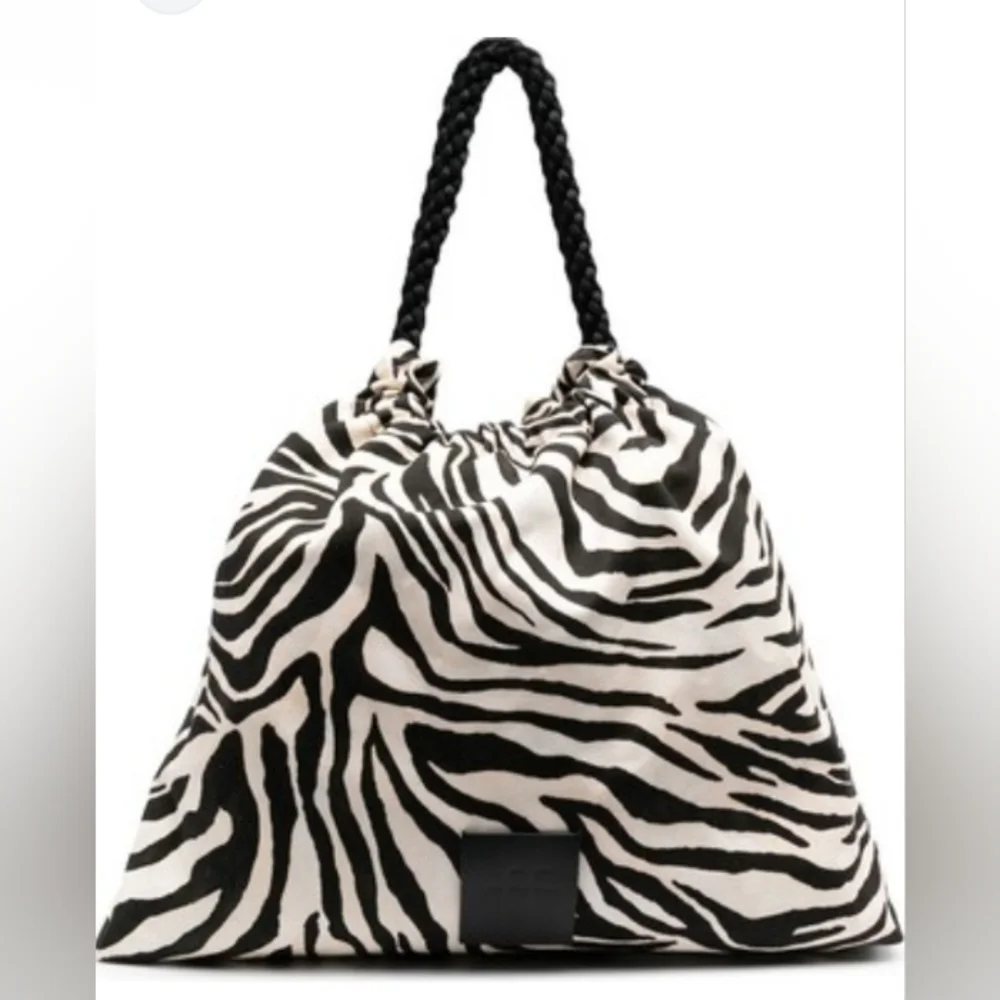 Forte cotton zebra tote